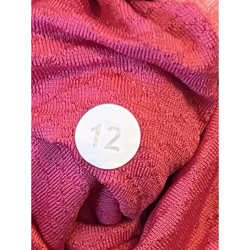 LULULEMON Think Fast Long Sleeve Pullover Shirt Pink Heathered Boom Juice Sz 12 - Picture 8 of 8